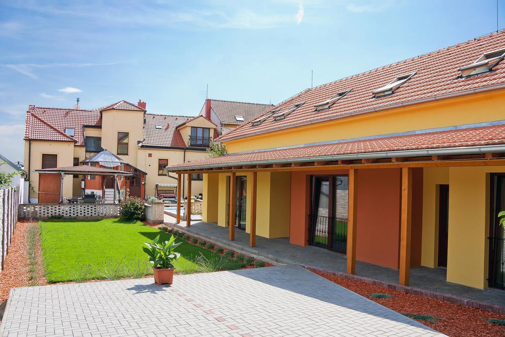 Pension Čížek Mikulov Exterior foto